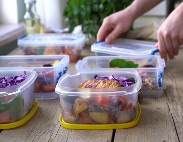 Meal planning for the elderly on a budget